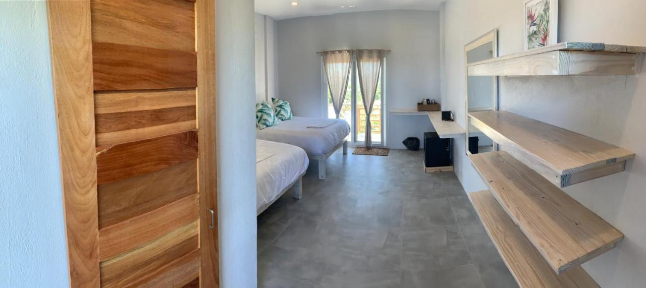 Crown Malapascua Hotel Екстериор снимка